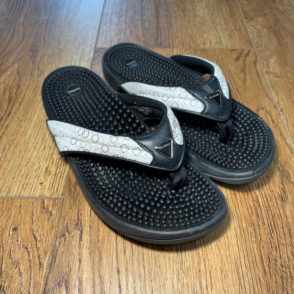 Kenkoh Spirit V Massage Flip Flops Black White Reflexology Sandals Women 7 EU 38